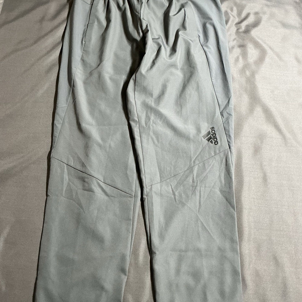 Adidas Men's Charcoal AEROREADY Joggers